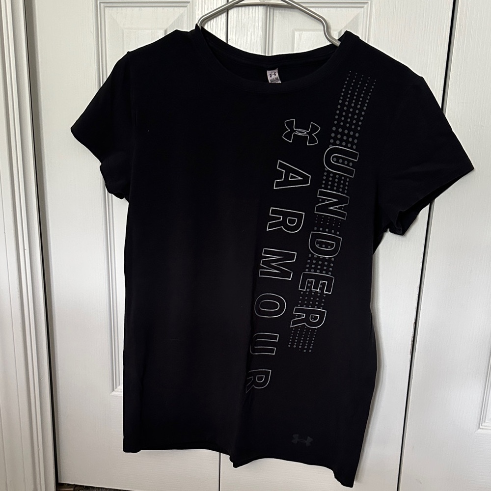 Under Armour Women's Black Short Sleeve Tee